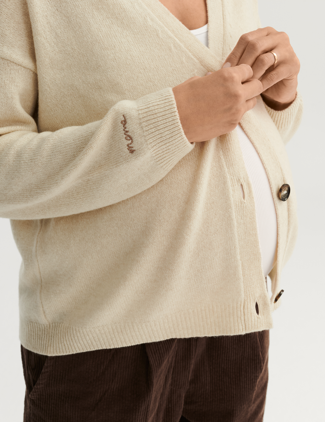 Merino Cardigan · beige