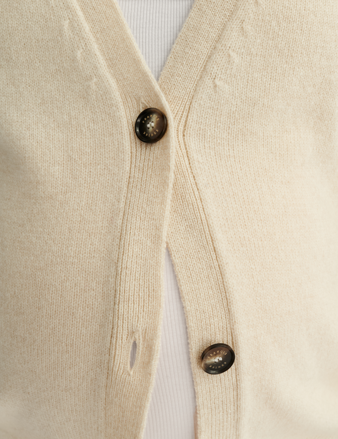 Merino Cardigan · beige