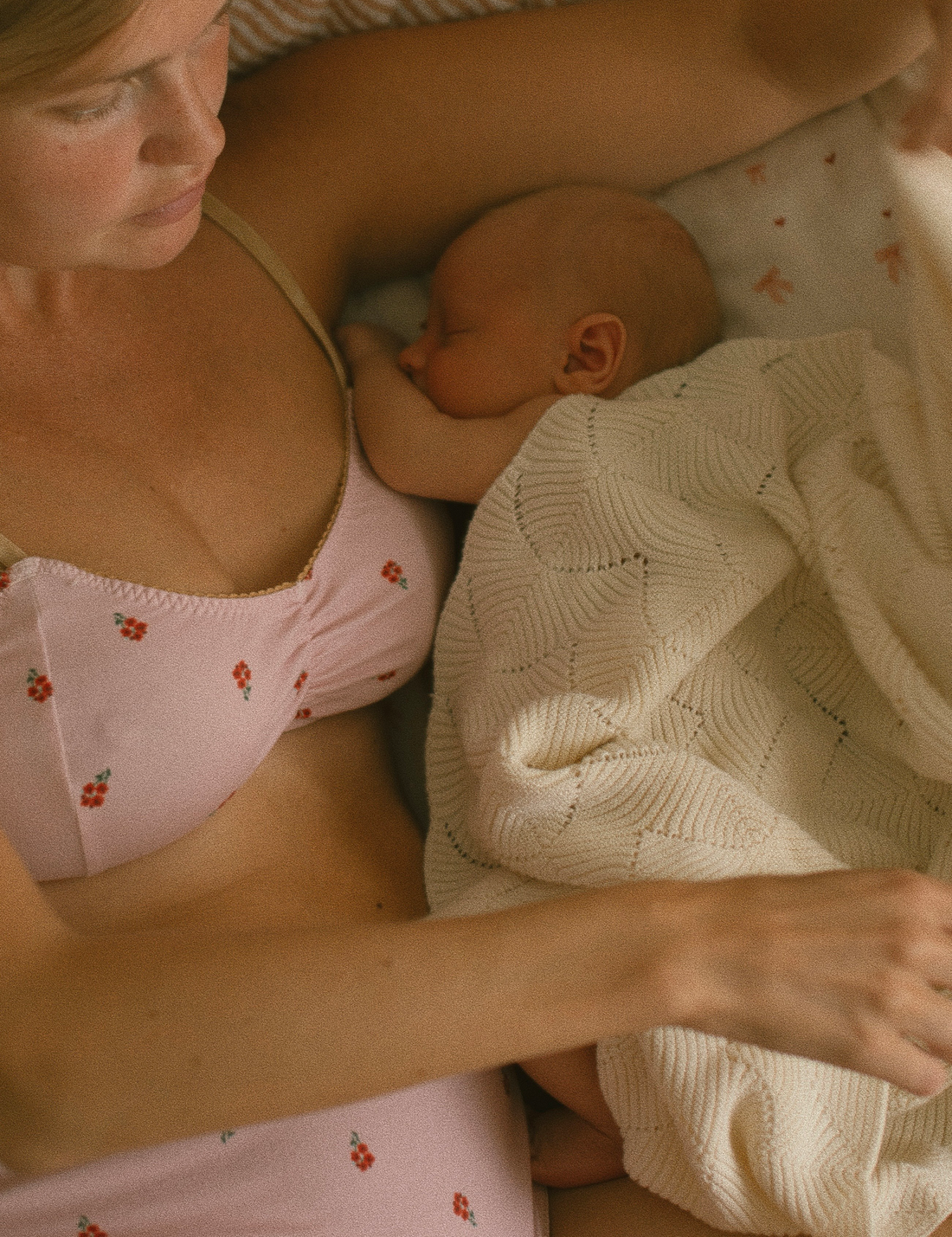 PRINTED COTTON Lilli Bottoms · z wysokim stanem