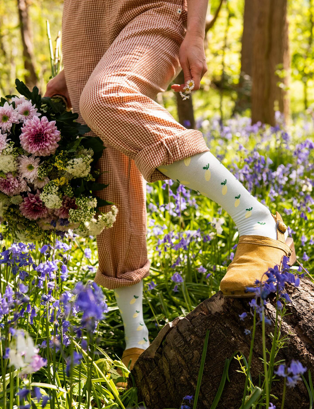 Compression socks · lemon