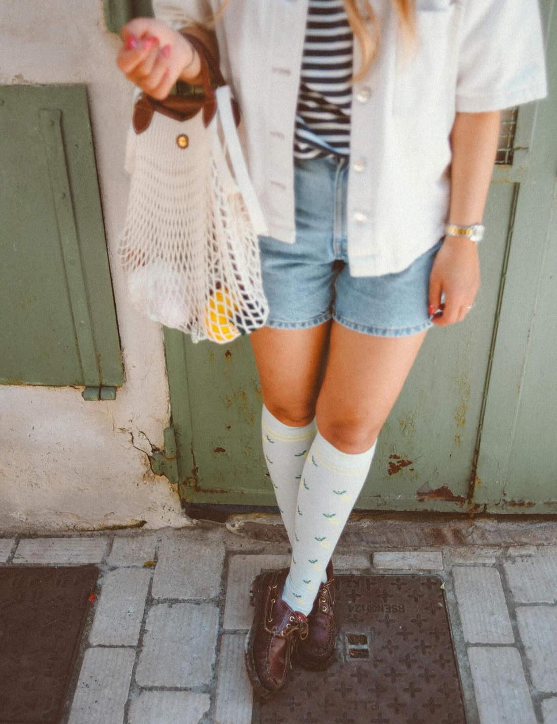 Compression socks · lemon