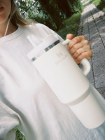 Stanley Quencher H2.O FlowState™ Tumbler · Cream Tonal